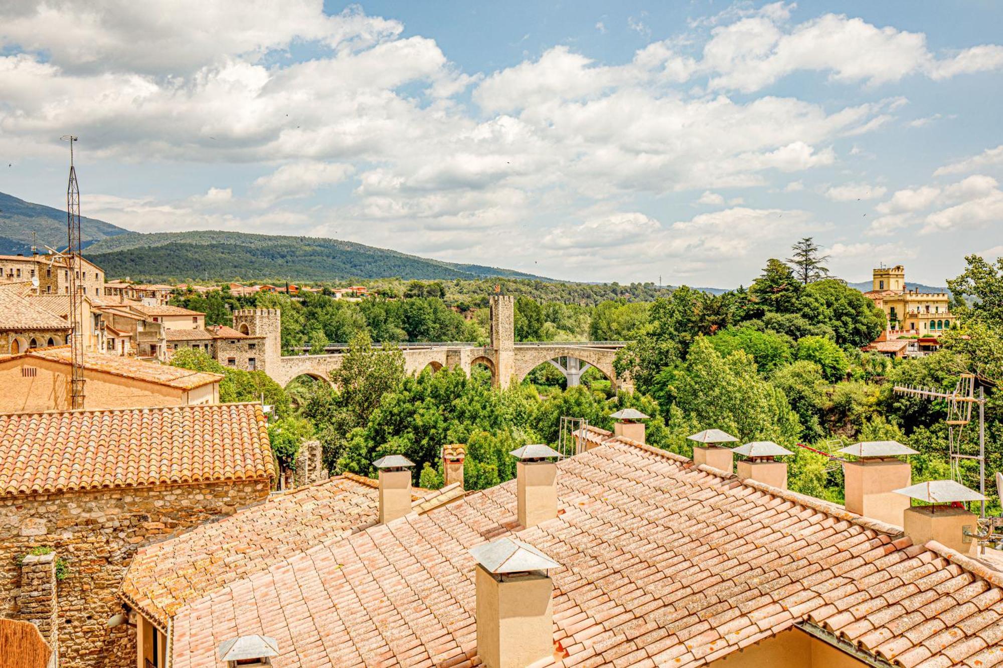 Abadia Mirador The Best Panoramic Views Besalú Exteriör bild